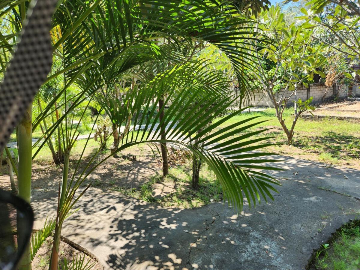Appartement Run Gilis à Gili Meno Extérieur photo